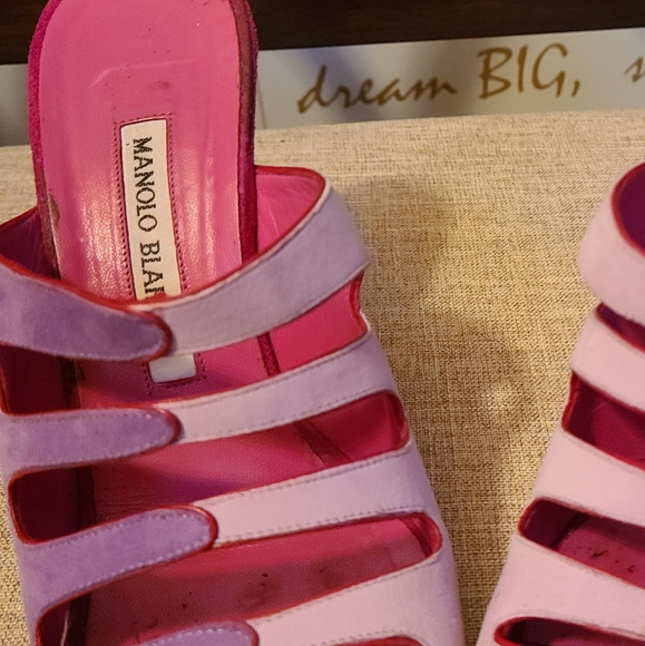 Manolo Blahnik - Picture 4 of 5